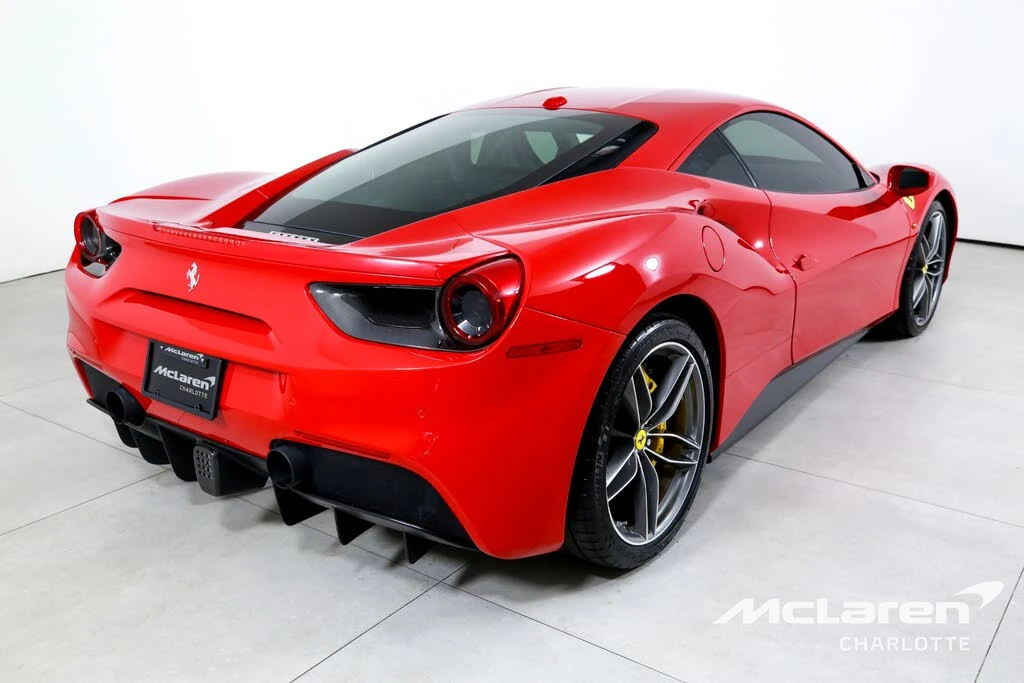 2016 Ferrari 488 GTB - Image 8 of 31