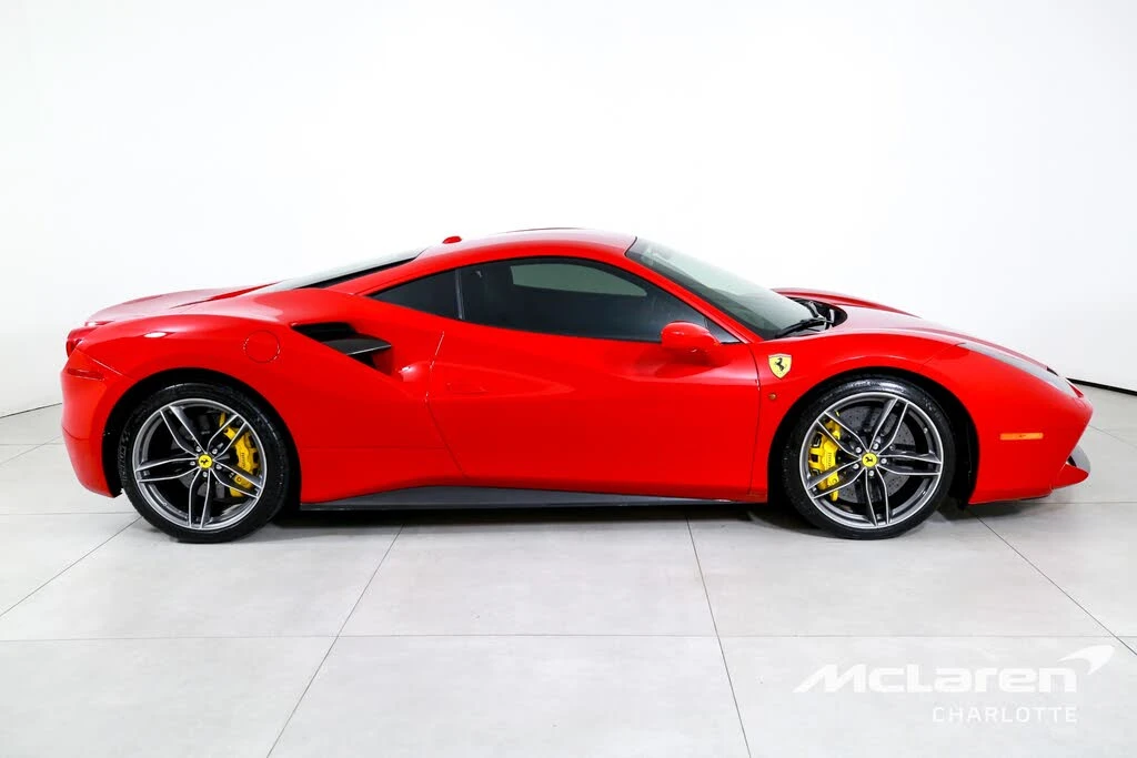 2016 Ferrari 488 GTB - Image 9 of 31
