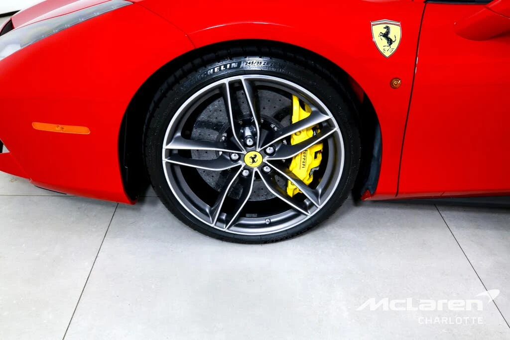 2016 Ferrari 488 GTB - Image 29 of 31