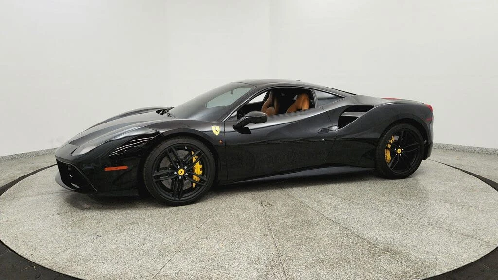 2016 Ferrari 488 GTB - Image 2 of 31