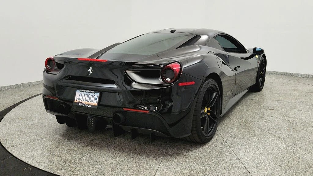 2016 Ferrari 488 GTB - Image 5 of 31