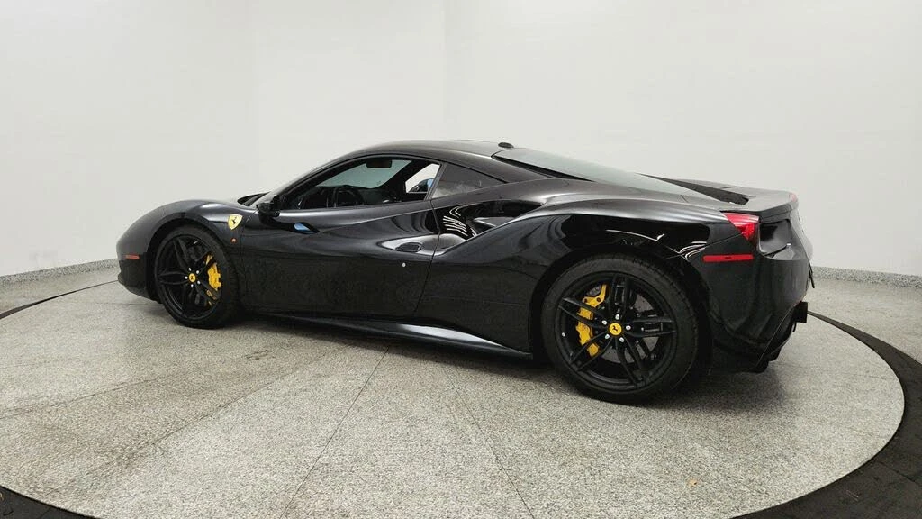 2016 Ferrari 488 GTB - Image 3 of 31