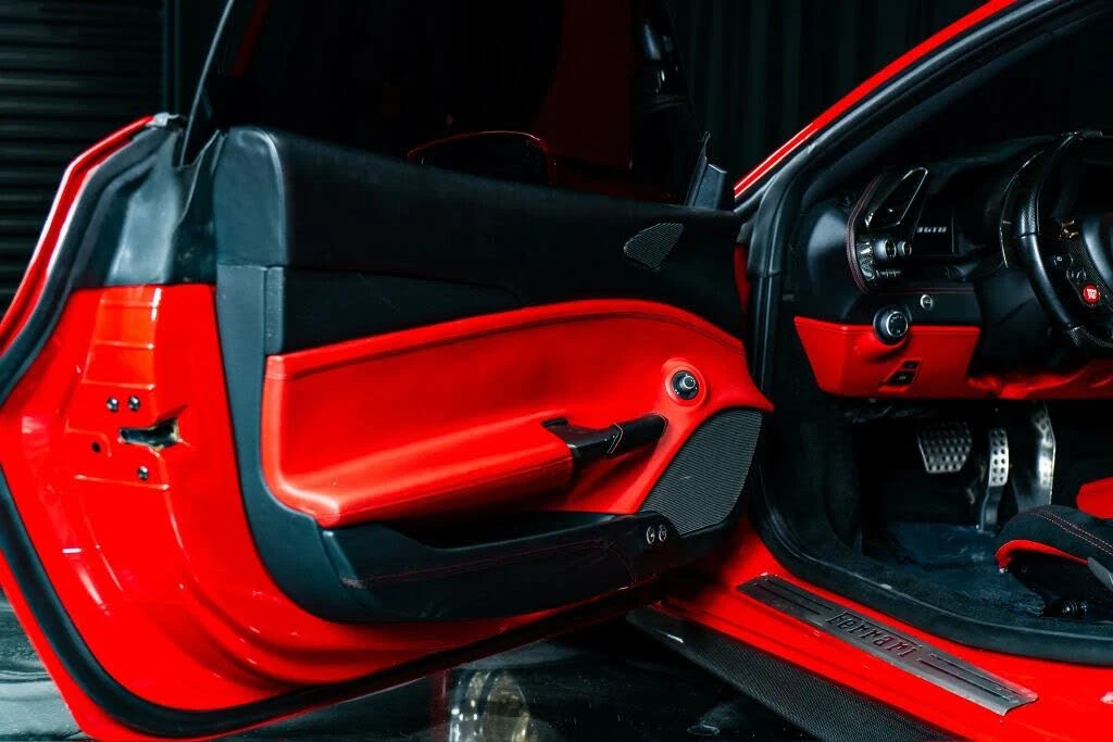 2016 Ferrari 488 GTB - Image 13 of 14