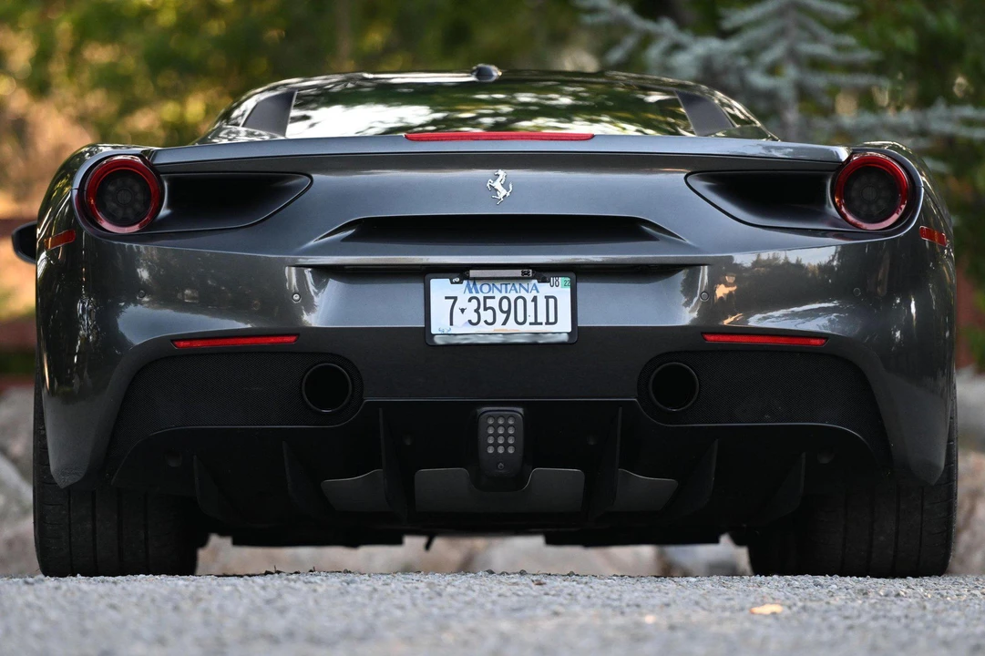 2016 Ferrari 488 GTB - Image 5 of 31