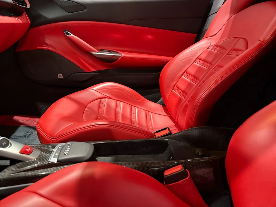2016 Ferrari 488 GTB - Image 26 of 31