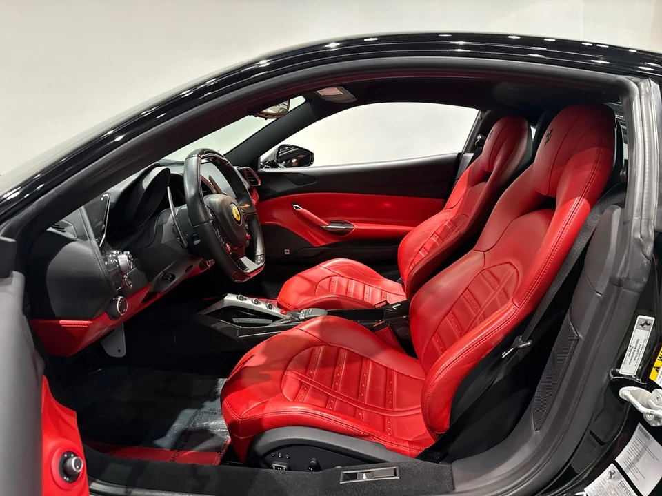 2016 Ferrari 488 GTB - Image 19 of 21