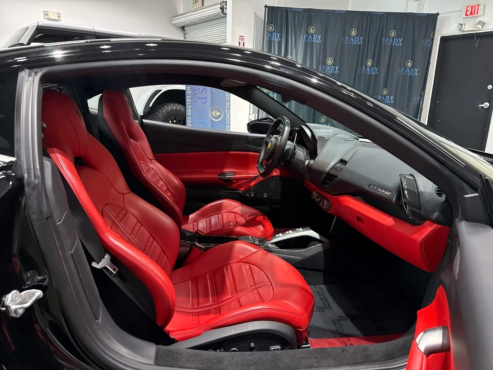 2016 Ferrari 488 GTB - Image 31 of 31