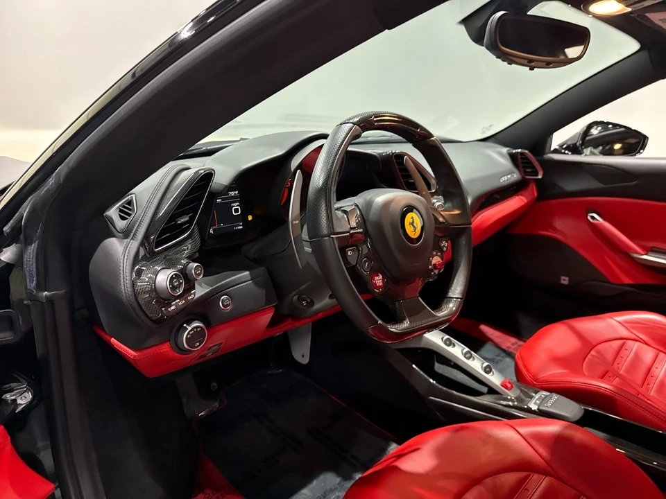 2016 Ferrari 488 GTB - Image 20 of 21