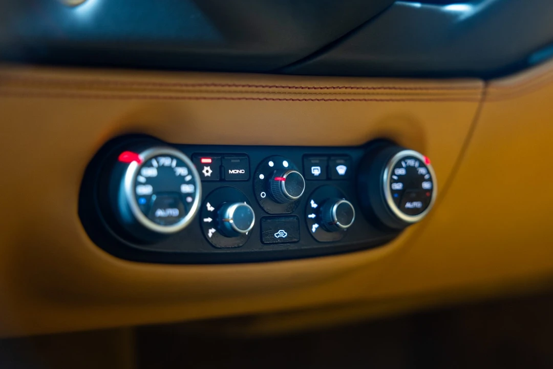 2016 Ferrari 488 GTB - Image 10 of 21
