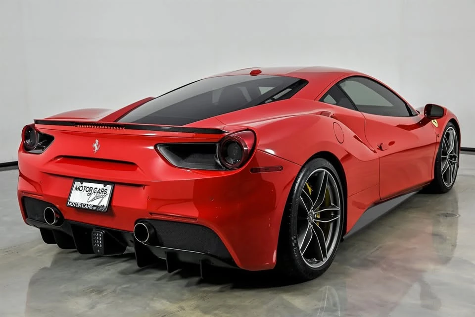 2016 Ferrari 488 GTB - Image 9 of 20