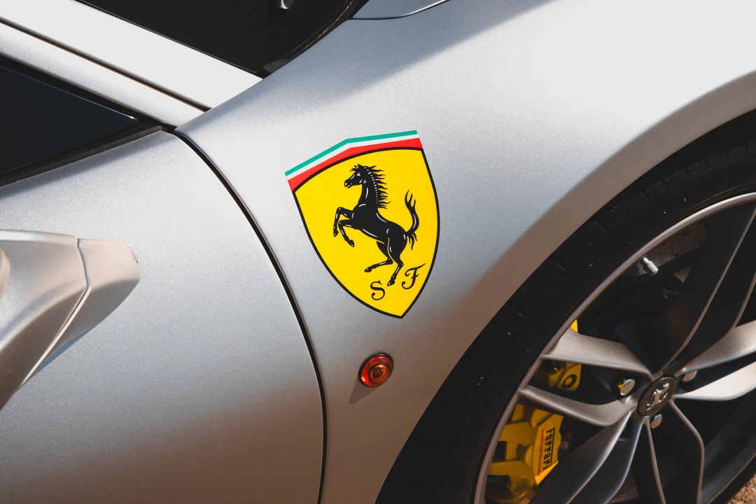 2016 Ferrari 488 GTB - Image 23 of 31
