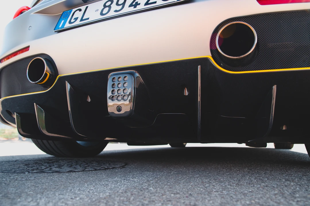 2016 Ferrari 488 GTB - Image 13 of 31
