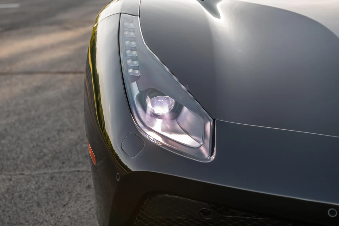 2016 Ferrari 488 GTB - Image 23 of 31