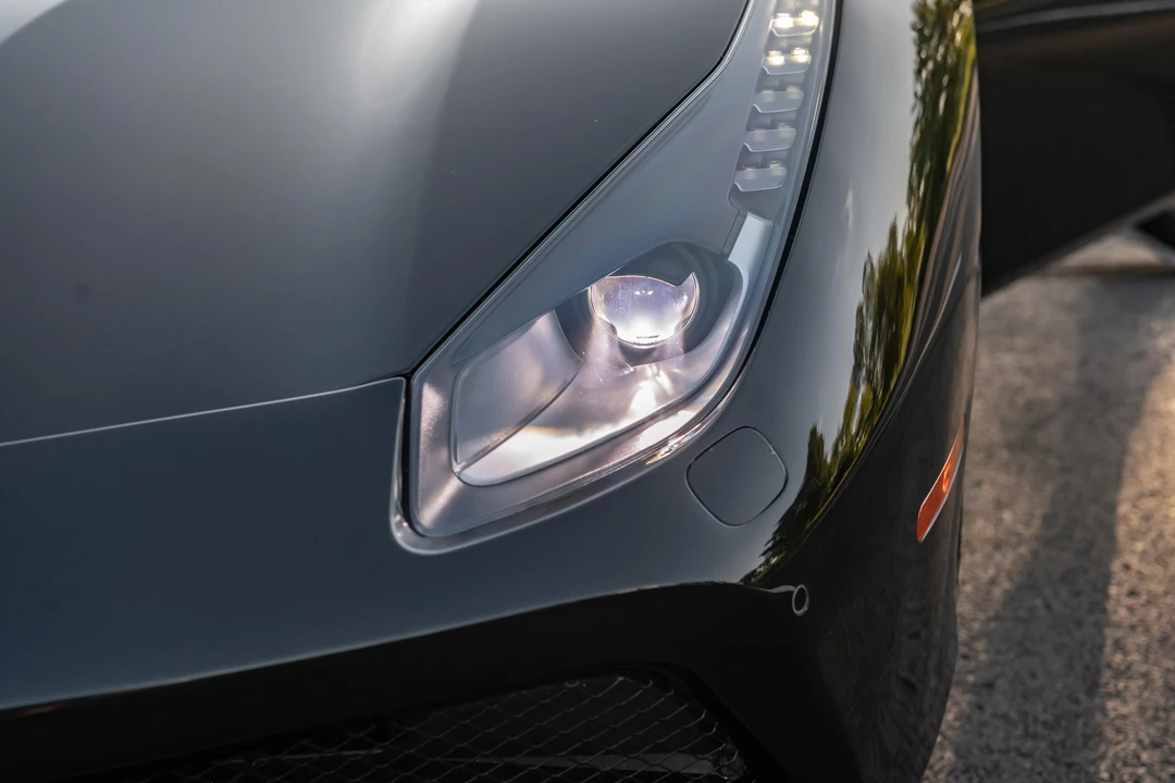 2016 Ferrari 488 GTB - Image 27 of 31