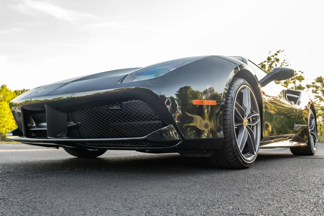 2016 Ferrari 488 GTB - Image 9 of 31