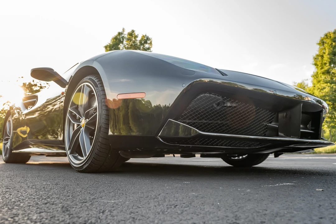 2016 Ferrari 488 GTB - Image 19 of 31