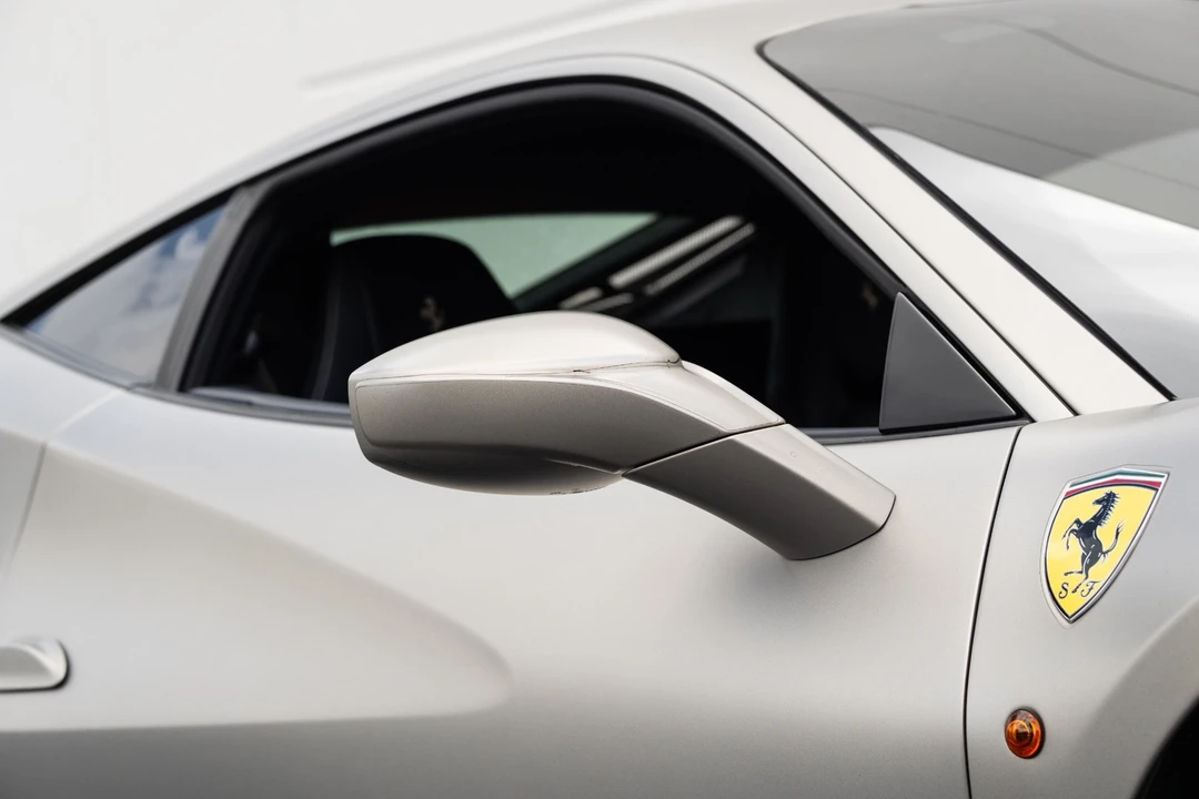 2016 Ferrari 488 GTB - Image 10 of 21