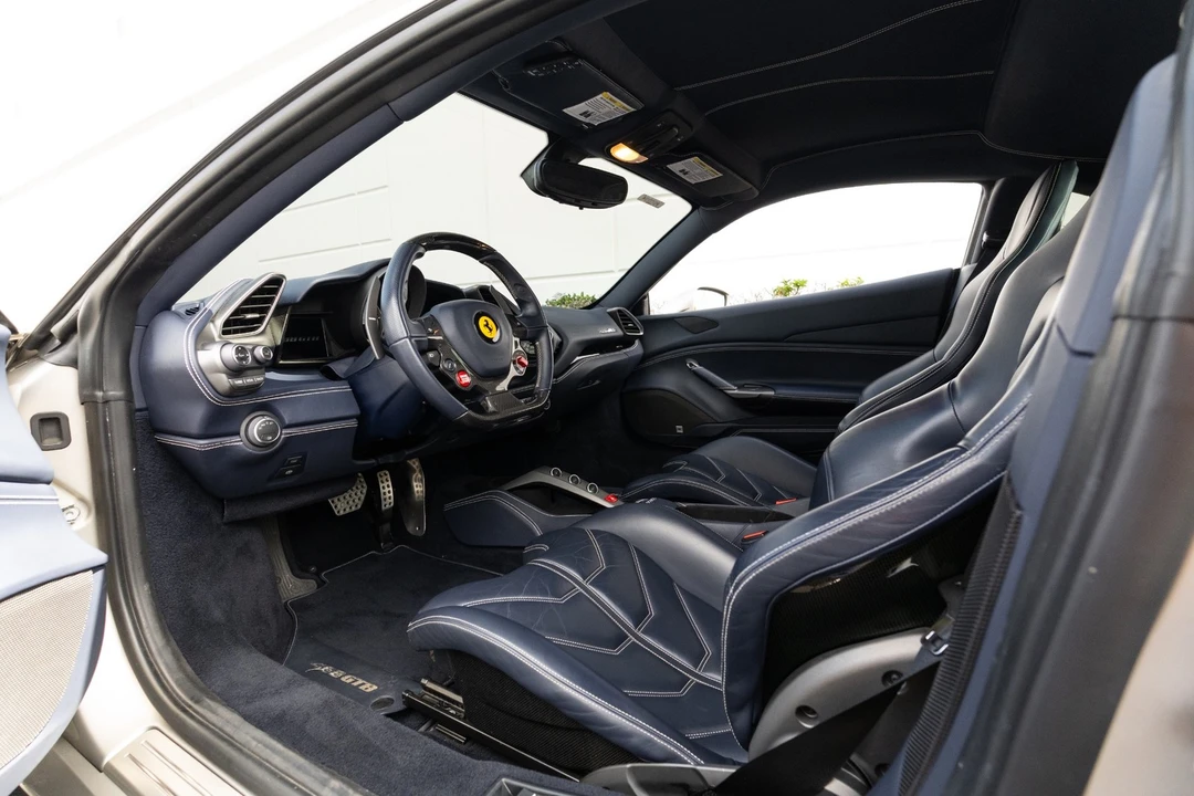 2016 Ferrari 488 GTB - Image 7 of 12