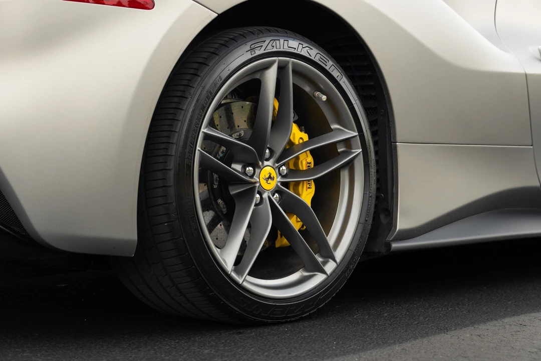 2016 Ferrari 488 GTB - Image 17 of 21