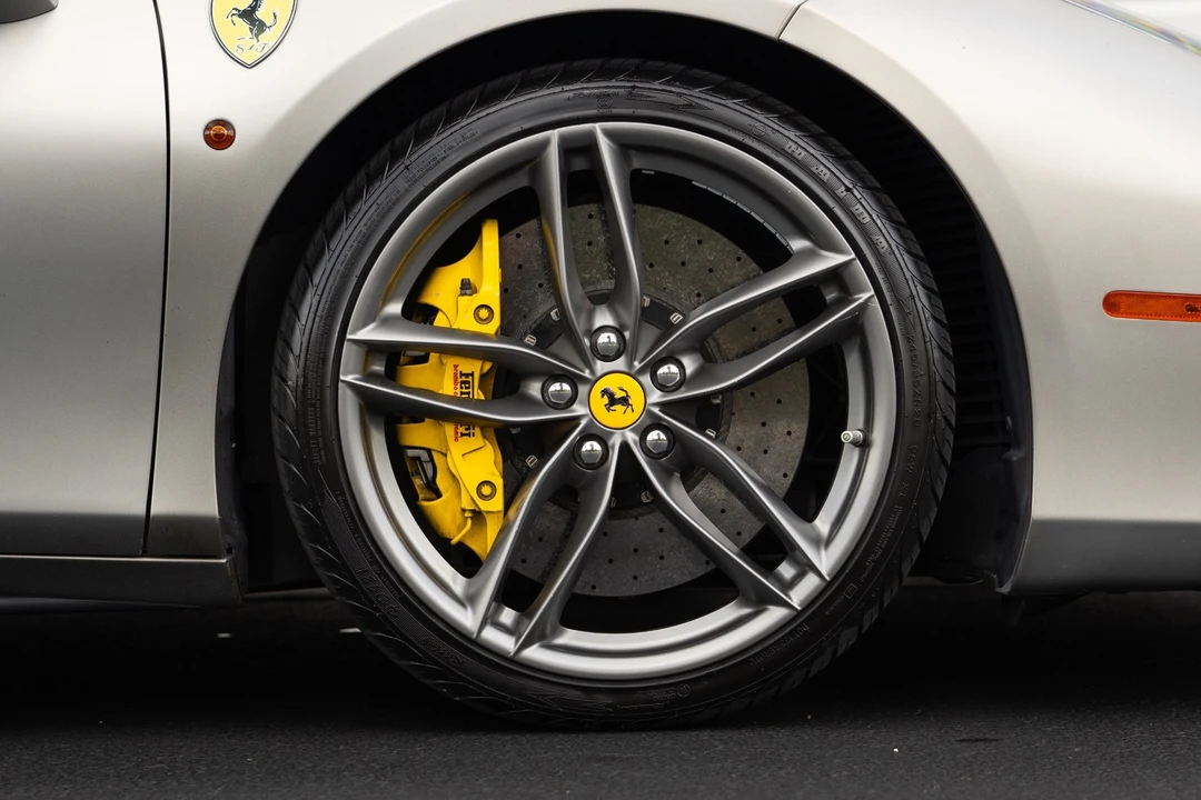 2016 Ferrari 488 GTB - Image 9 of 21