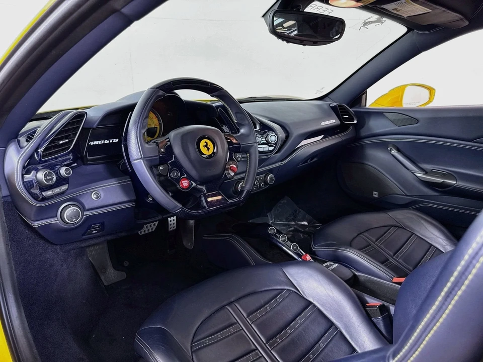 2016 Ferrari 488 GTB - Image 19 of 29