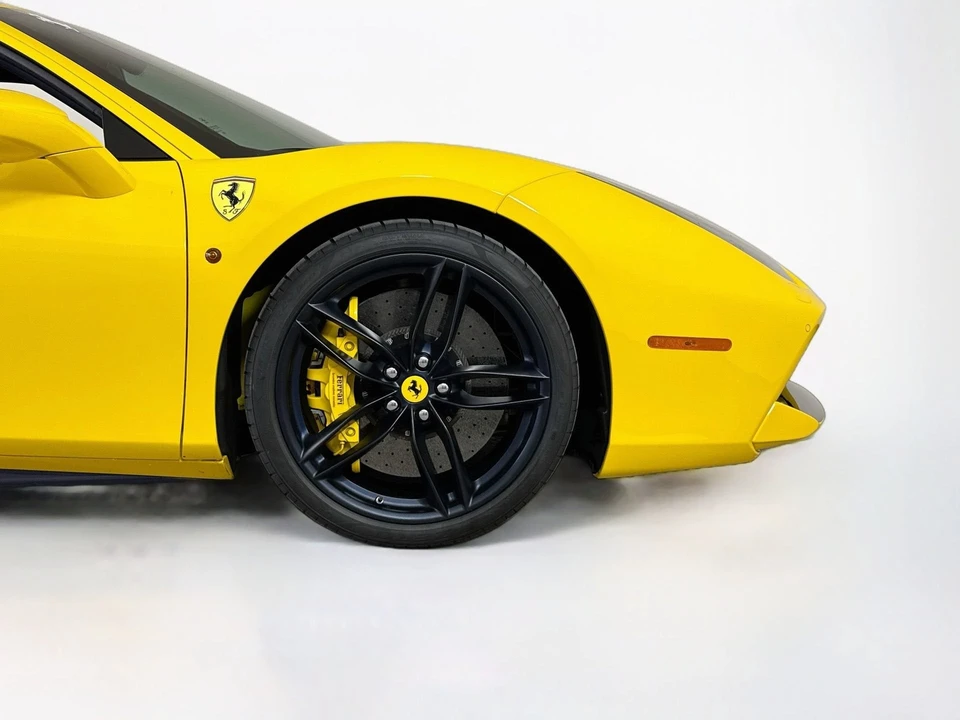 2016 Ferrari 488 GTB - Image 26 of 29