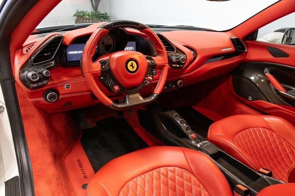 2016 Ferrari 488 GTB - Image 5 of 11