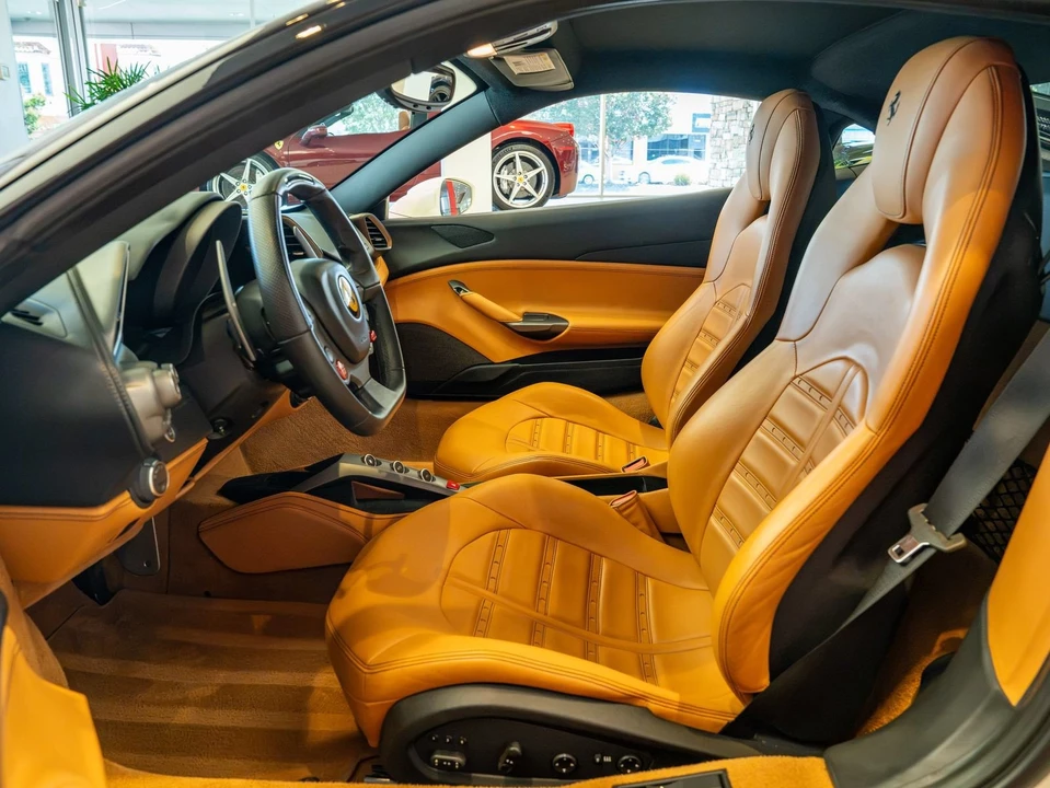 2016 Ferrari 488 GTB - Image 10 of 27