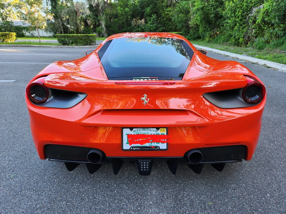 2016 Ferrari 488 GTB - Image 28 of 31
