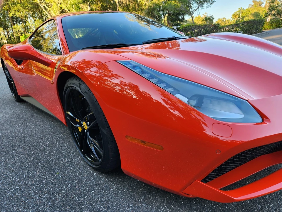 2016 Ferrari 488 GTB - Image 23 of 31