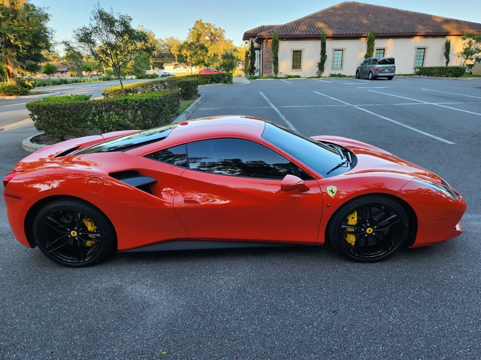 2016 Ferrari 488 GTB - Image 12 of 31