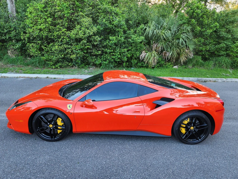 2016 Ferrari 488 GTB - Image 6 of 31