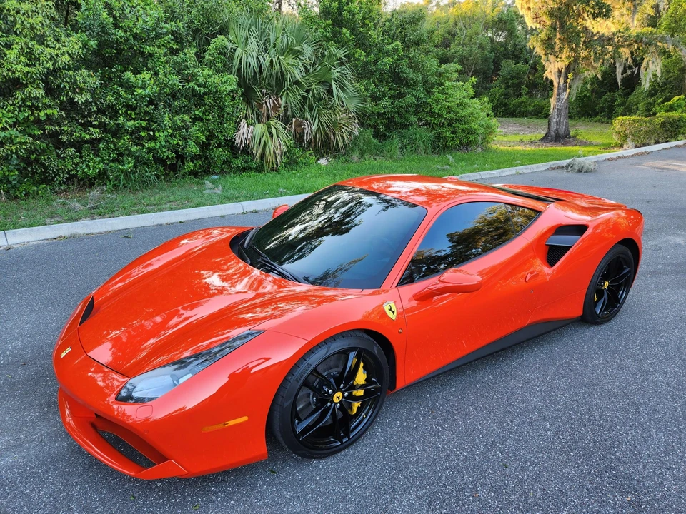 2016 Ferrari 488 GTB - Image 3 of 31