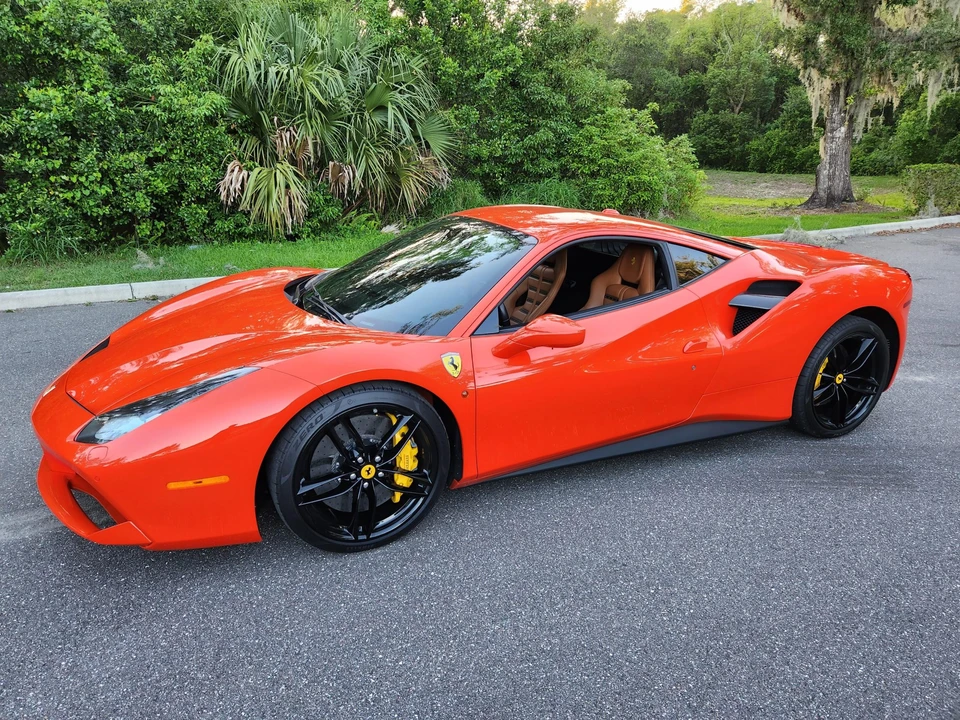 2016 Ferrari 488 GTB - Image 5 of 31