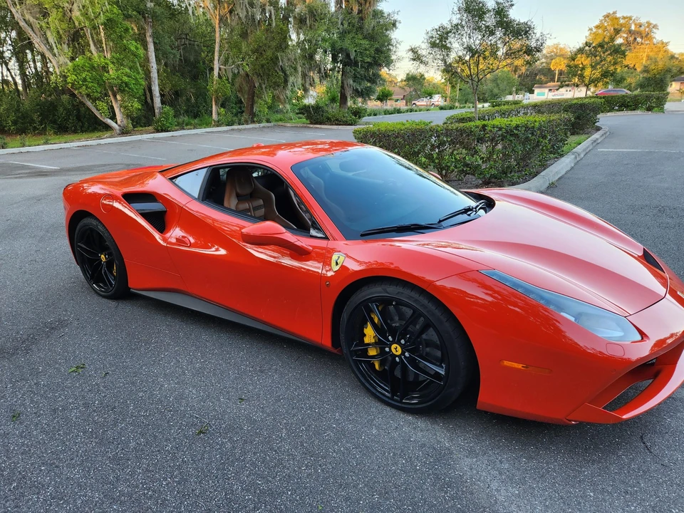 2016 Ferrari 488 GTB - Image 14 of 31