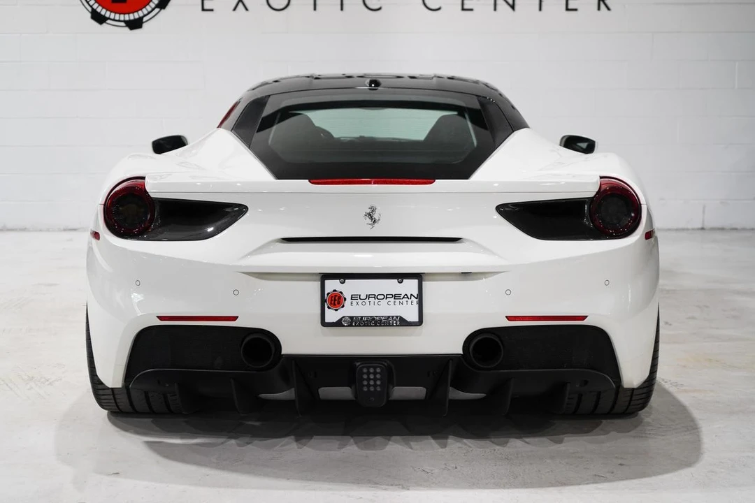 2016 Ferrari 488 GTB - Image 3 of 31