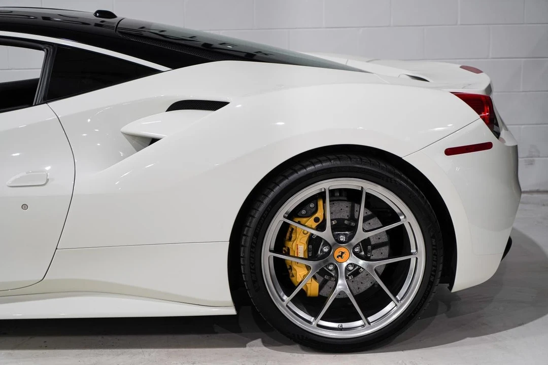 2016 Ferrari 488 GTB - Image 30 of 31