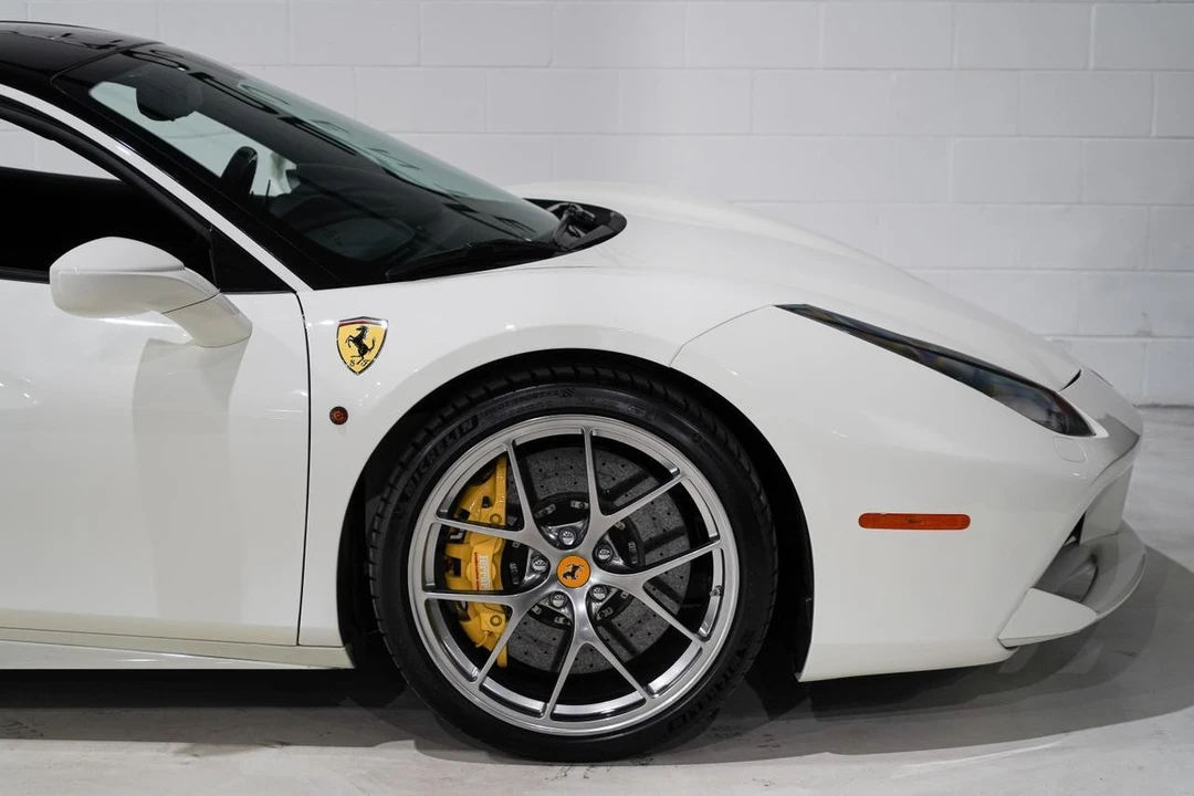 2016 Ferrari 488 GTB - Image 21 of 21