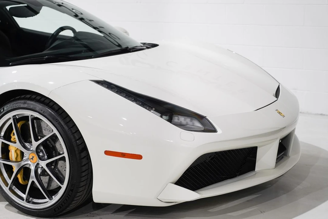 2016 Ferrari 488 GTB - Image 22 of 31