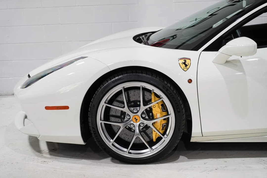 2016 Ferrari 488 GTB - Image 31 of 31