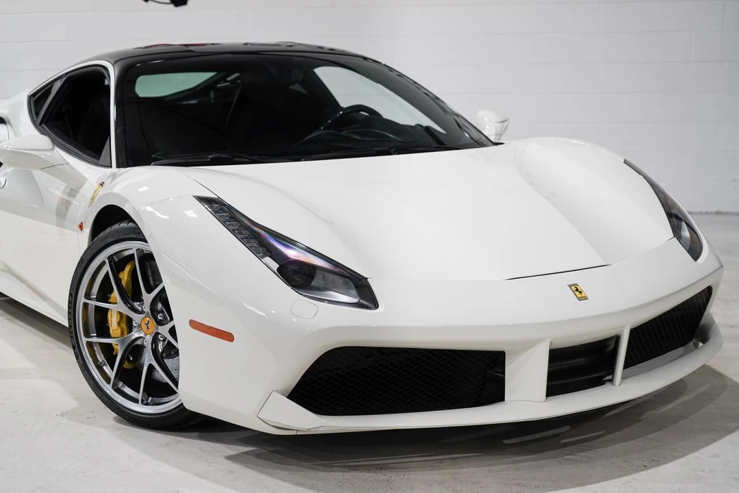 2016 Ferrari 488 GTB - Image 24 of 31