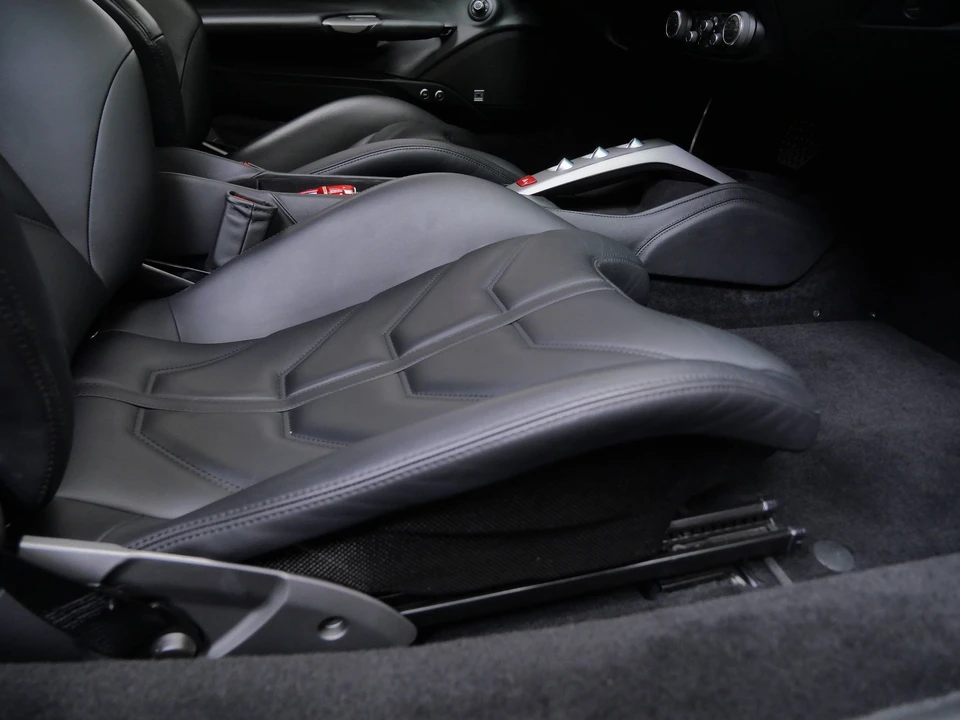 2016 Ferrari 488 GTB - Image 14 of 31