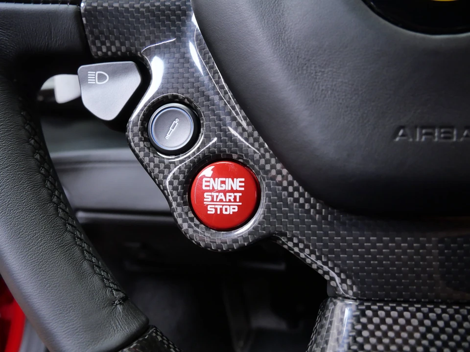 2016 Ferrari 488 GTB - Image 23 of 31