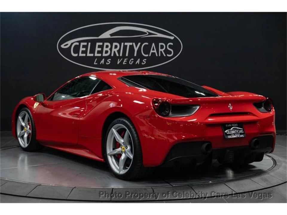 2016 Ferrari 488 GTB - Image 11 of 31