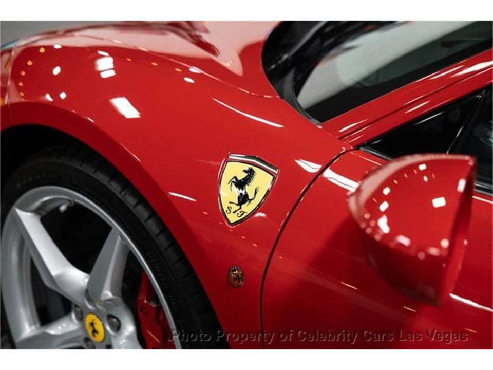 2016 Ferrari 488 GTB - Image 7 of 31