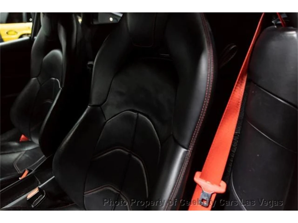 2016 Ferrari 488 GTB - Image 29 of 31