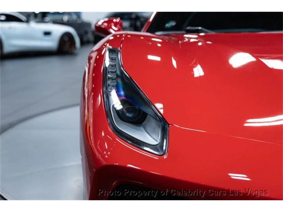 2016 Ferrari 488 GTB - Image 22 of 31