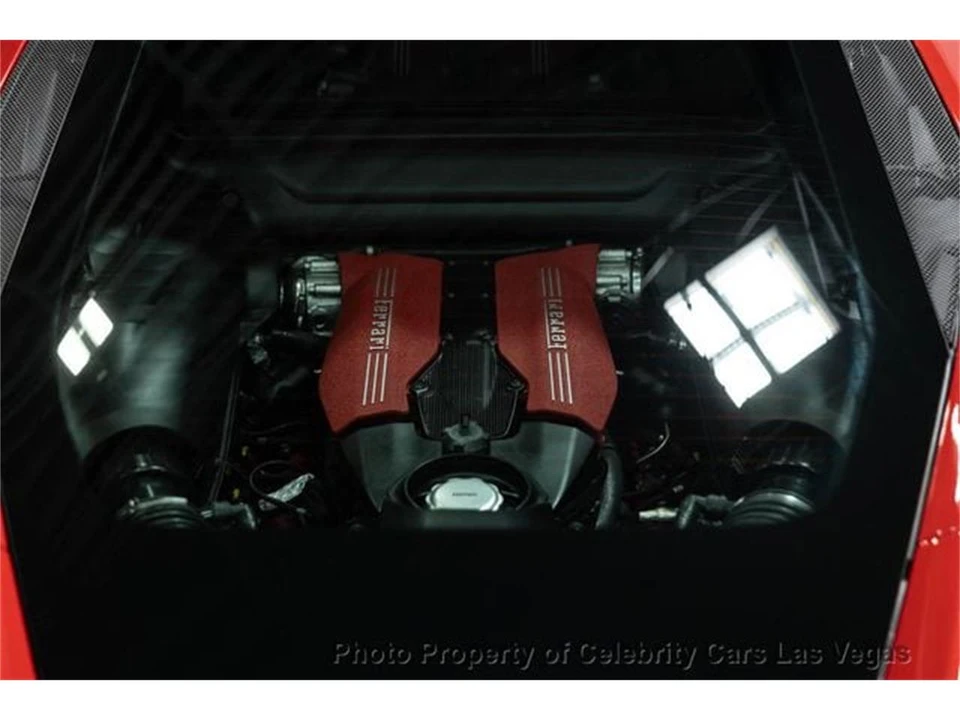 2016 Ferrari 488 GTB - Image 18 of 31