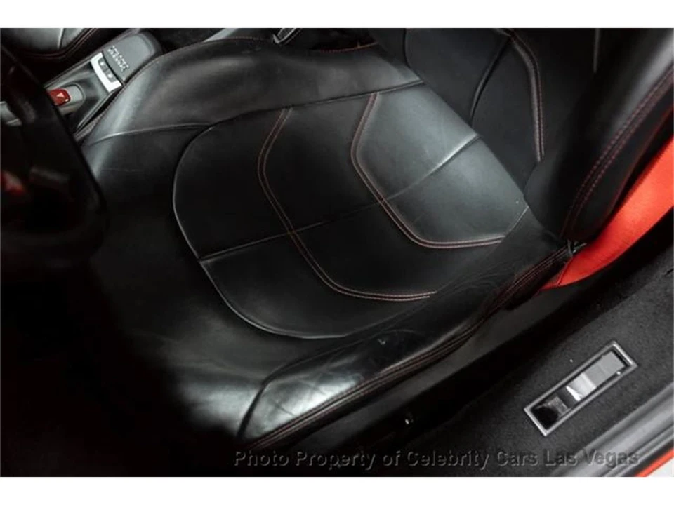 2016 Ferrari 488 GTB - Image 28 of 31