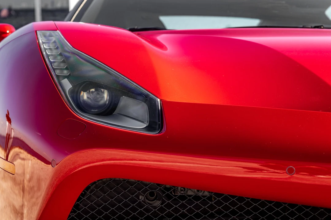 2016 Ferrari 488 GTB - Image 27 of 31